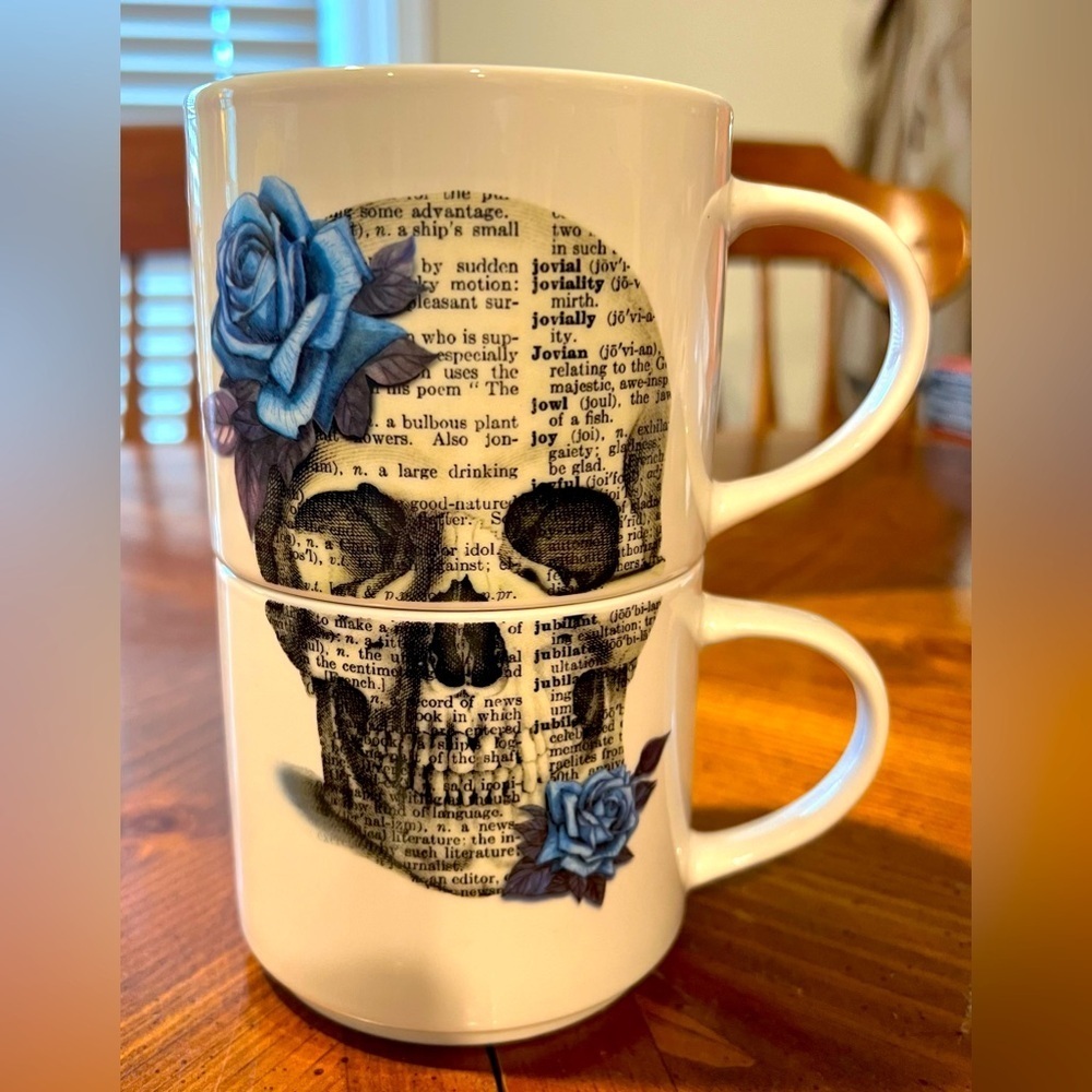 Godinger Gatherings Set of 2 Skulls & Roses Coffee Mugs Whimsigoth Witchy
